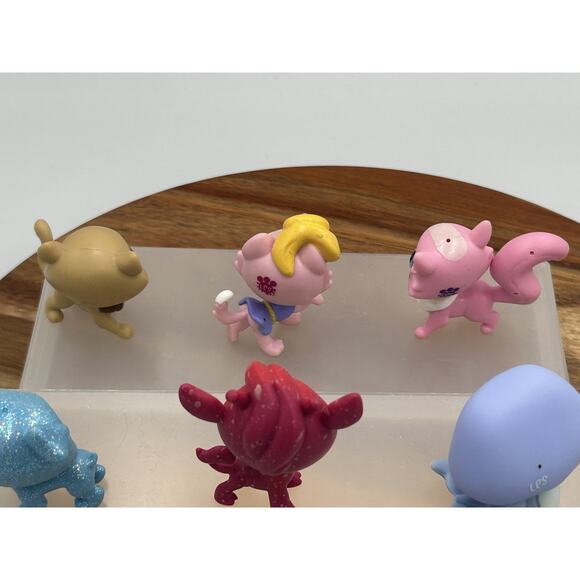 Littlest Pet Shop Hasbro Lot of 6 Mini LPS Animal Figures Cat Dog Walrus Deer - Picture 9 of 11